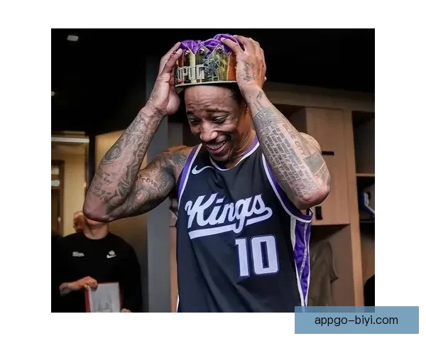 36岁232天德罗赞再创纪录 NBA史上最年长30+10零失误球员